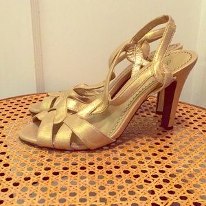 Gold heels, 8